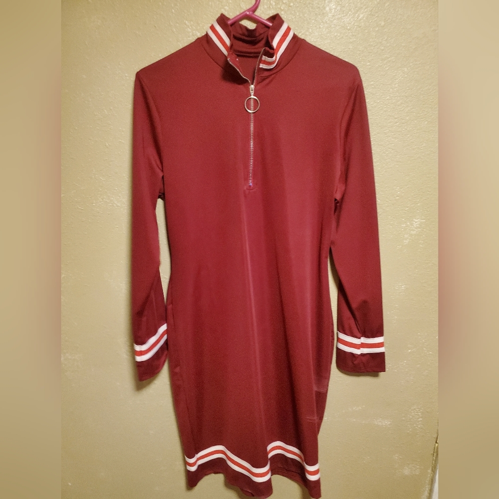DRESS